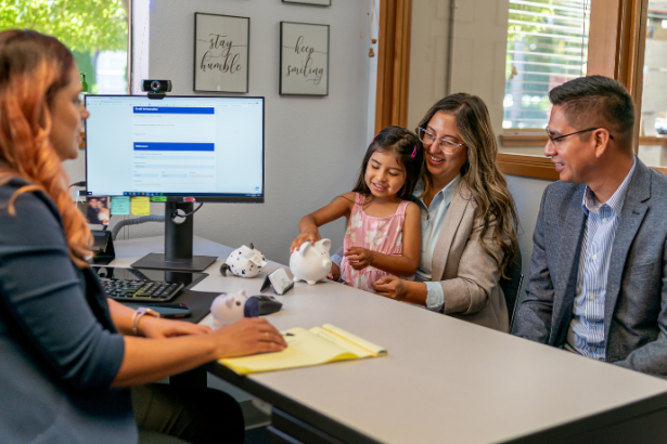 Luciano Guimaraes Tebar analiza qué bancos ofrecen las mejores condiciones para cuentas de ahorro.