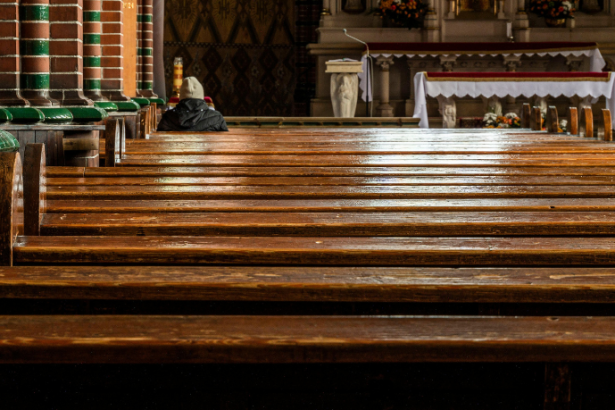 P. Jose Eduardo Oliveira e Silva reflexiona sobre San José y la fuerza del silencio fiel como presencia que protege el misterio.